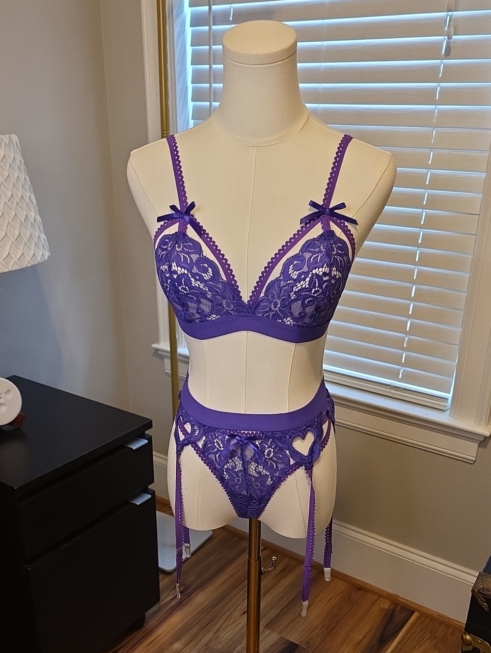 Lace Heart Detail Bralette & Garter Set - Purple